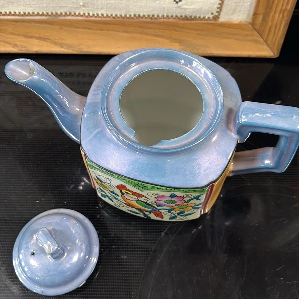 Teapot Rare Vintage Lusterware Hand Painted  Made In Japan Q